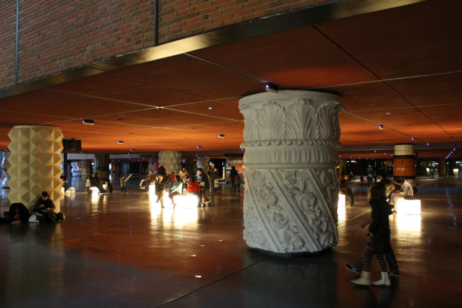 La Alhóndiga de Bilbao: columnas