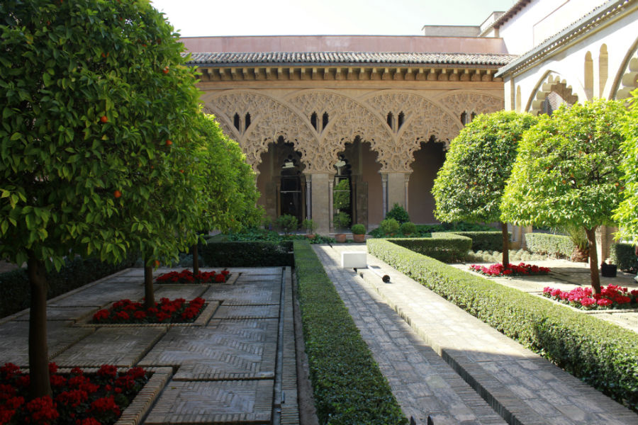 Patio del Palacio de la Aljafería, en Zaragoza
