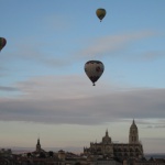 Globos aerostáticos sobre Segovia