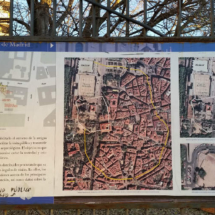 Cartel informativo de la muralla árabe de Madrid