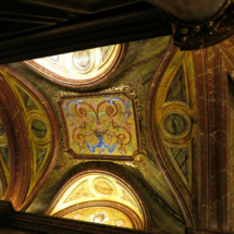 Detalle de uno de los techos del Palacio de Linares