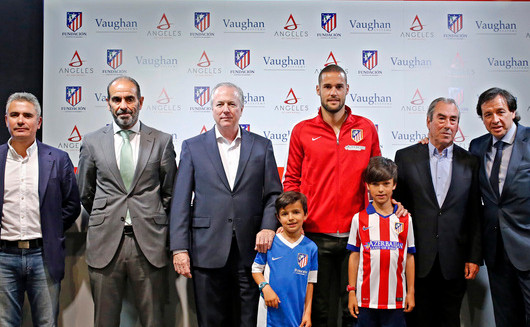 Campamento de fútbol e inglés con el Atlético de Madrid y Vaughan
