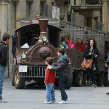 El Tren Turístico de Teruel sale de la Plaza del Torico