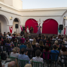 Flamenco en el Patio, se celebra en un patio andaluz de Conil