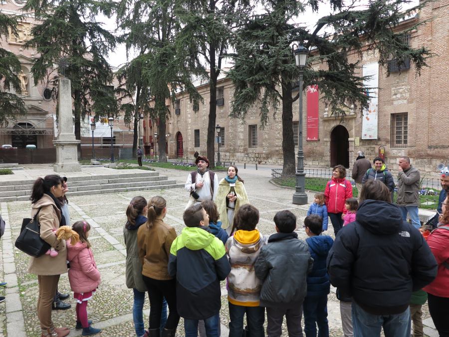 Visita guiada y teatralizada a Alcalá de Henares