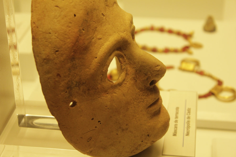 Museo de Cádiz: máscara teatral