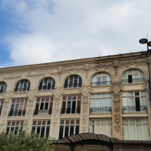 Edificio clásico en Narbona
