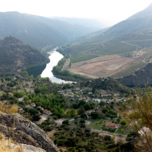 Entorno de las Arribes del Duero: presa de Aldeadavila.