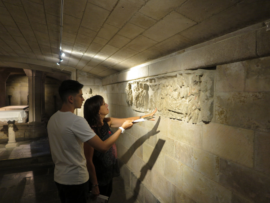 Relieves en la cripta de Santo Domingo de la Calzada