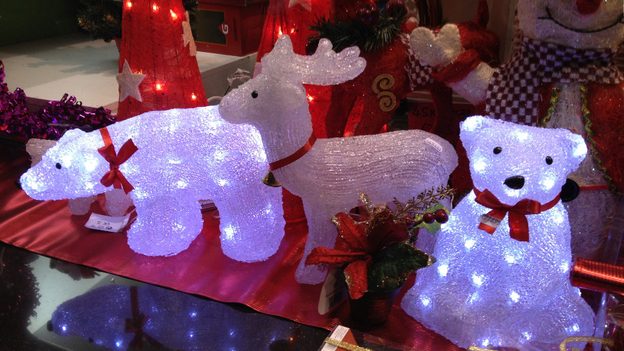 sugerir emocionante Derretido Adornos de Navidad baratos: mira en los bazares chinos