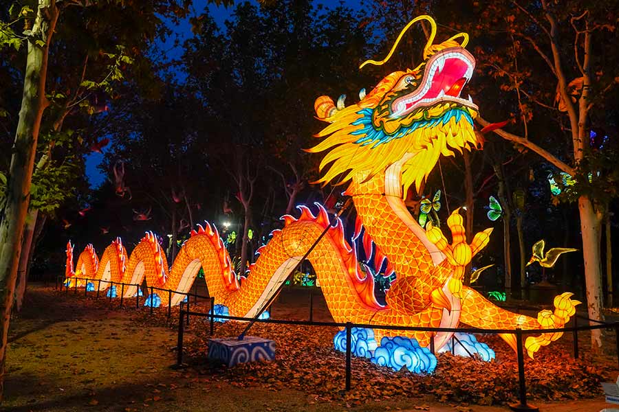 El gran dragón de 40 metros en las Mágicas Navidades de Torrejón